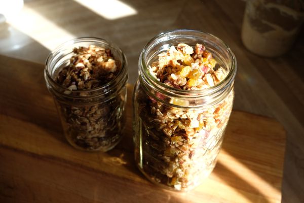 Golden Raisin Granola